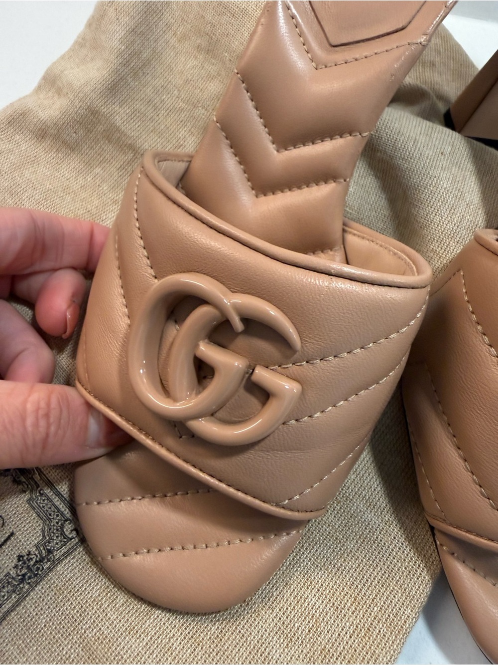 Gucci Nappa Matelassé GG Marmont Slides – Size 6 - Picture 5 of 9